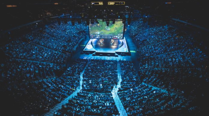 League of Legends stage