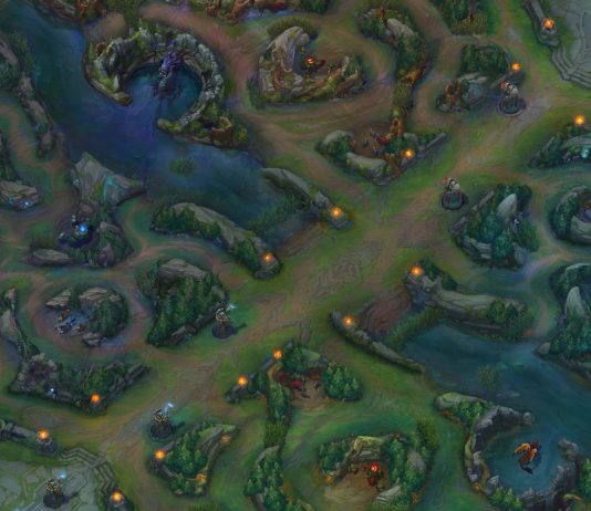 An overhead view of Summoner's Rift.