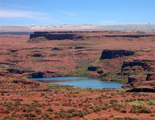 Dota 2 geology may be confusing, but we see similar elements in natural landforms, such as the Drumheller Channels.